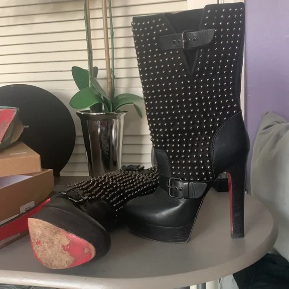 Black Christian Louboutin boots with studs size 39 - Picture 7 of 8